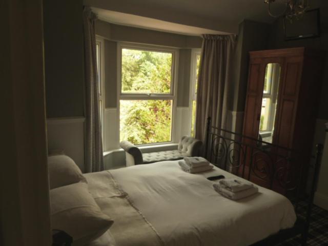 Twin Oaks Guest House Cadnam Kültér fotó