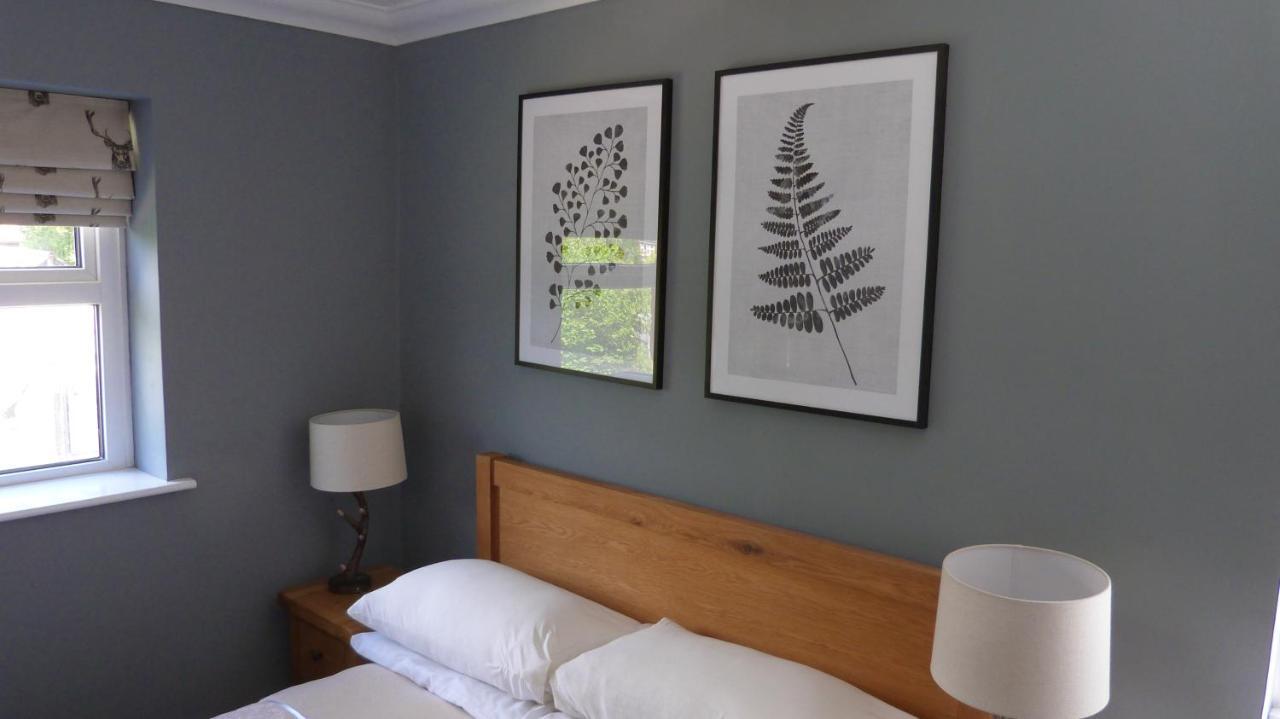 Twin Oaks Guest House Cadnam Kültér fotó