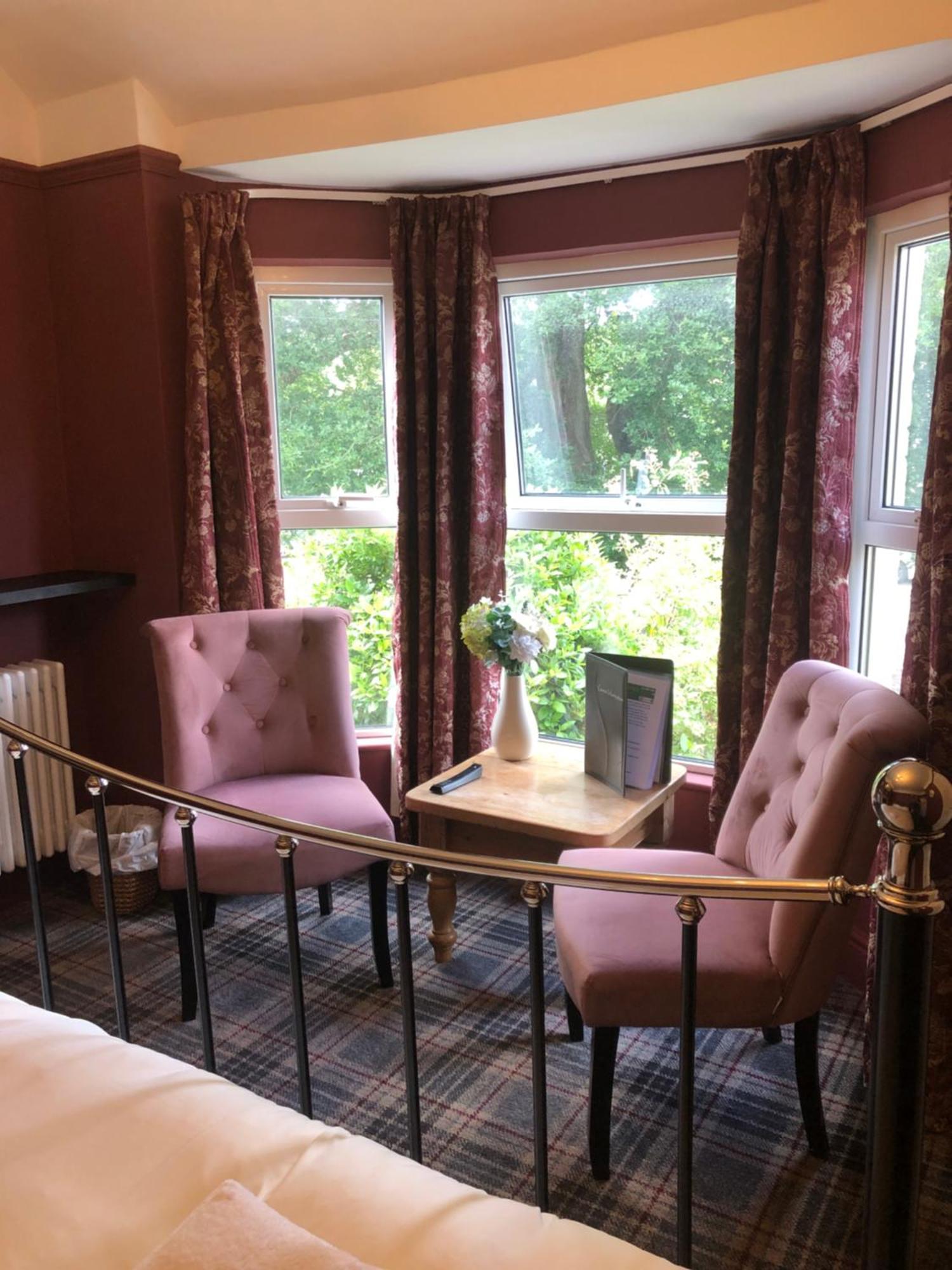 Twin Oaks Guest House Cadnam Kültér fotó