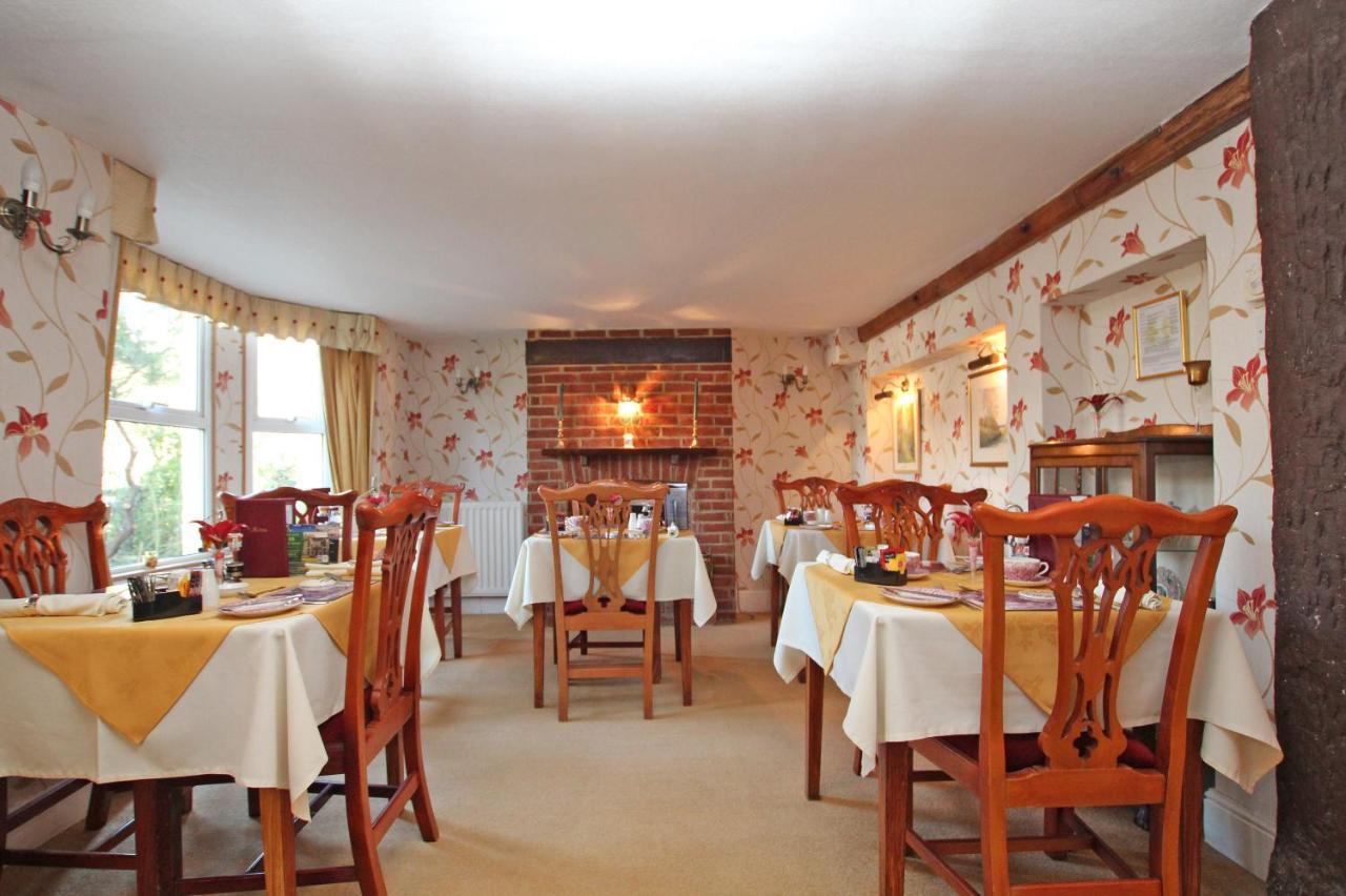 Twin Oaks Guest House Cadnam Kültér fotó